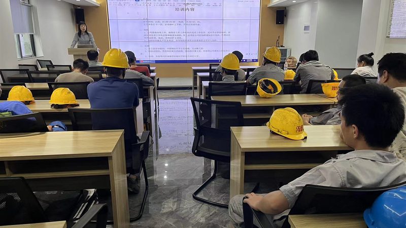 网络课程与线下课程：价格背后的差异与考量